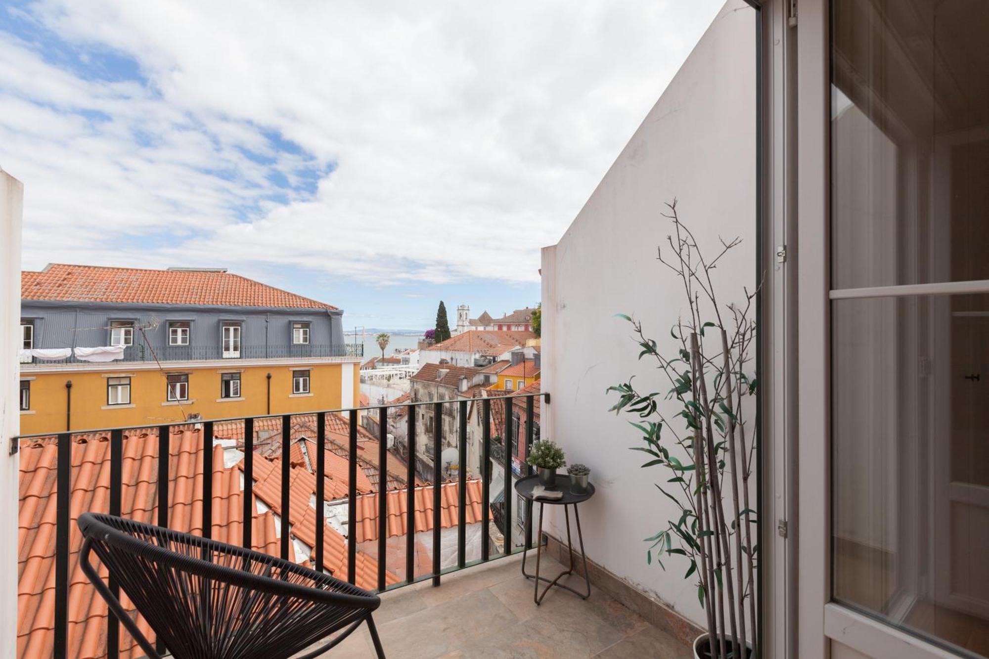 Flh Portas Do Sol Duplex With Terrace Daire Lisboa Dış mekan fotoğraf